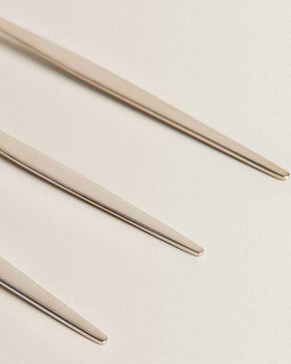 Serving Fork With Extra-Fine Handle