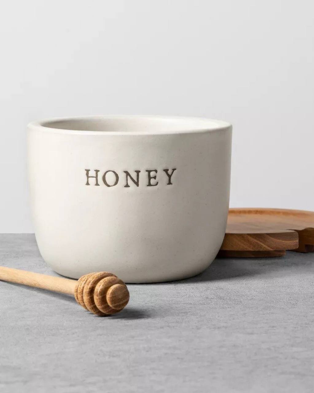 Stoneware Honey Pot with Wood Lid & Dipper Cream/Brown