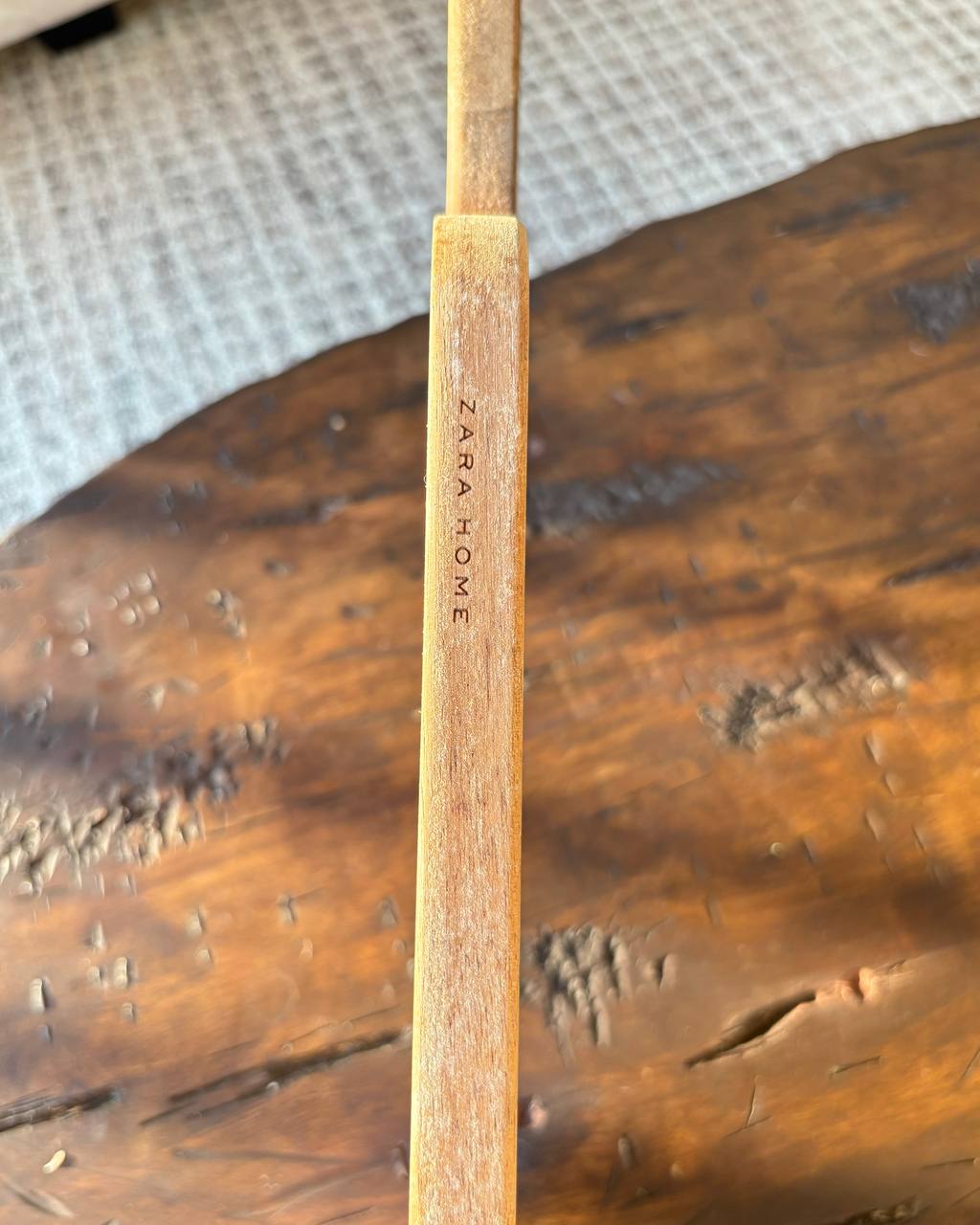 [imperfect] Wooden Serving Board with Double Hole Handle