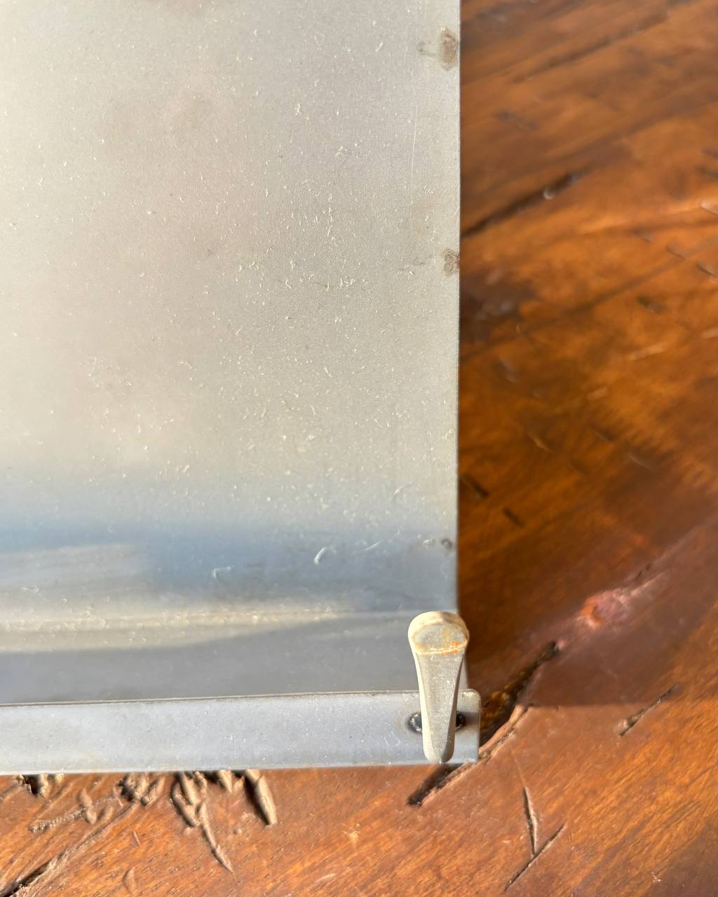 [imperfect]  Wood and Iron Recipe Book/Tablet Stand