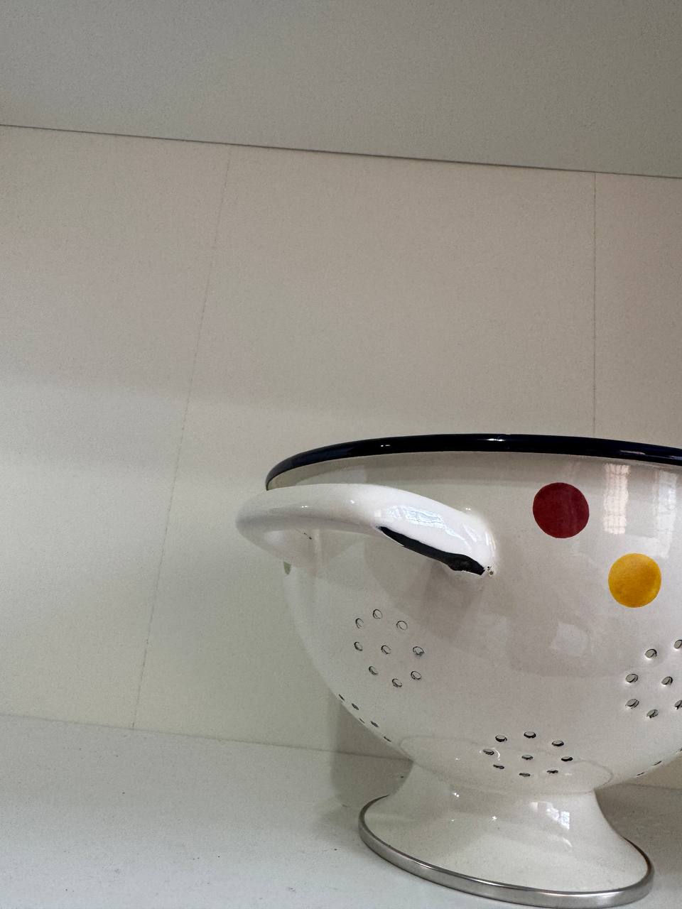 [imperfect] Polka Dot Enamel Colander