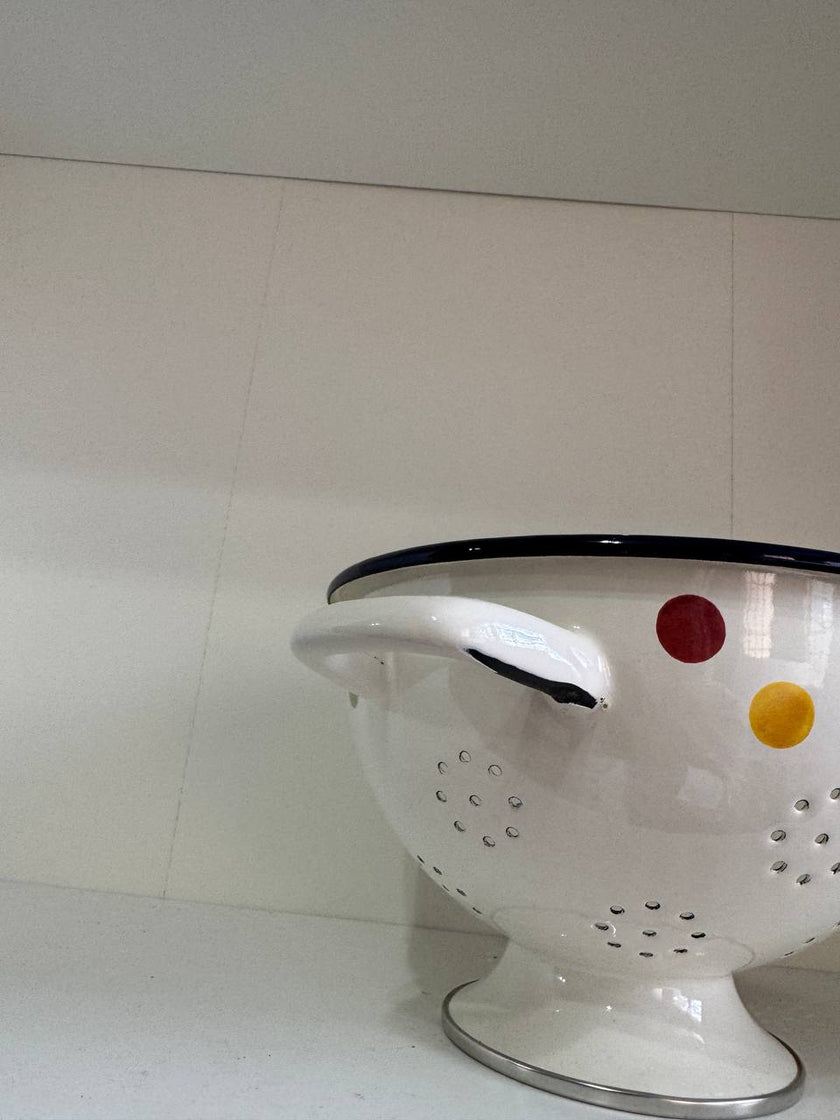 [imperfect] Polka Dot Enamel Colander