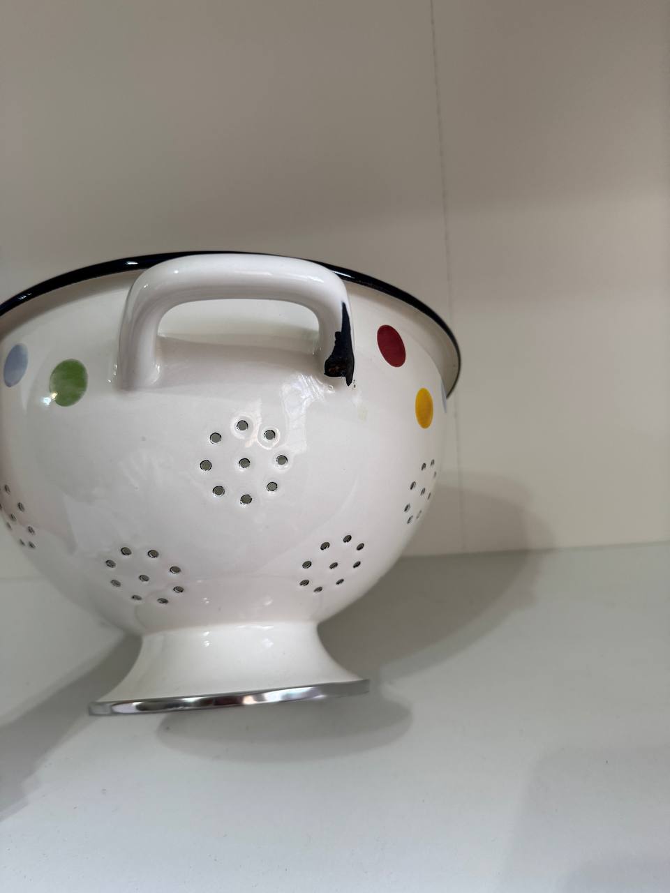 [imperfect] Polka Dot Enamel Colander
