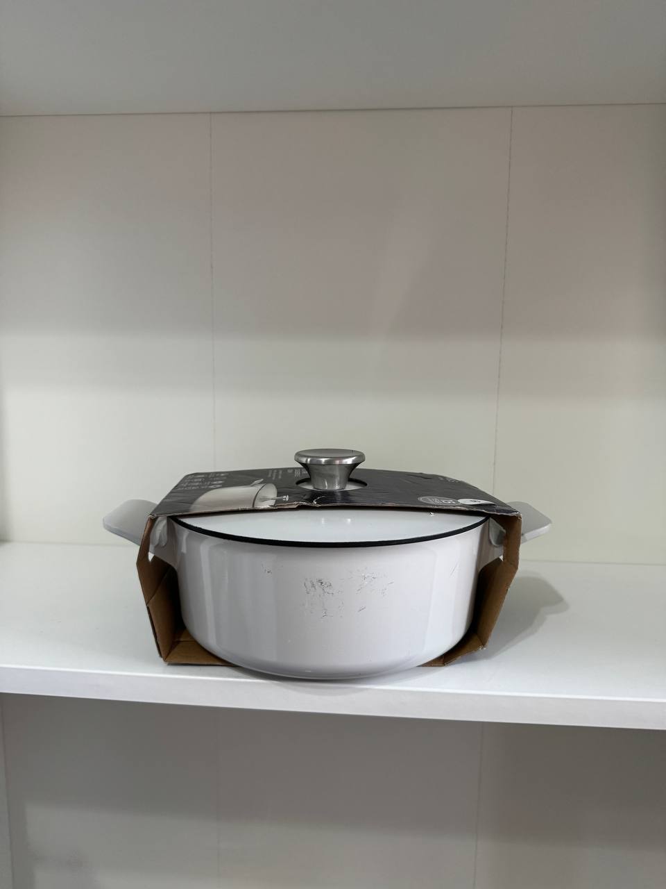 [imperfect] cast aluminium 3 litres casserole dish (B)