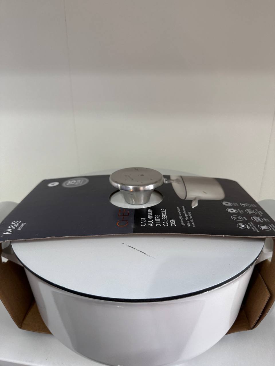 [imperfect] cast aluminium 3 litres casserole dish (A)