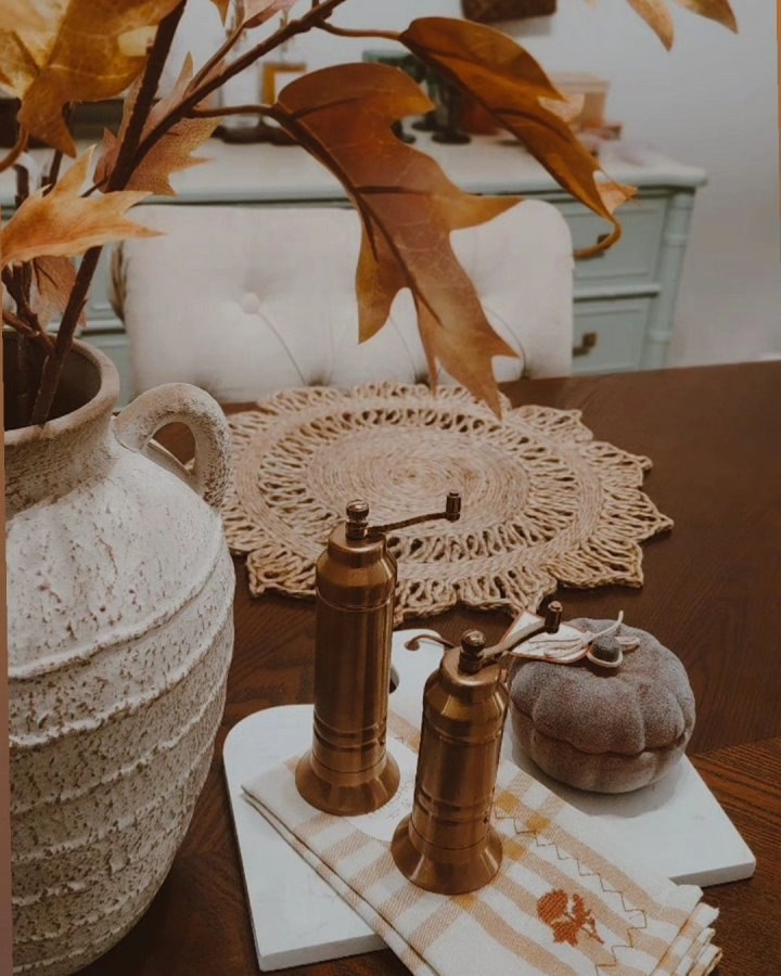 Salt and Pepper Crank Mill Grinder Copper Finish