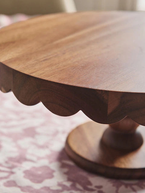 Natural Wood Scalloped Edge Cake Stand