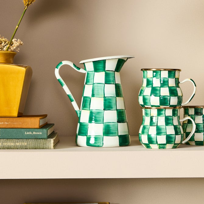 Emerald Check Practical Pitcher (Medium, 18cm 1.7 litres)