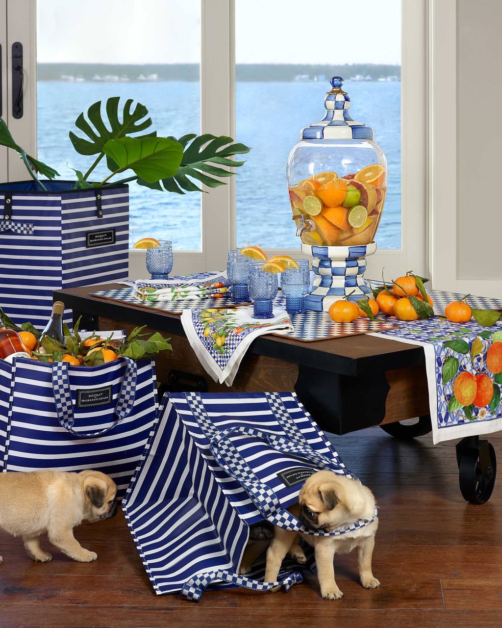 Royal Check Beverage Hostess