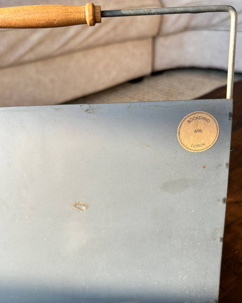 [imperfect]  Wood and Iron Recipe Book/Tablet Stand