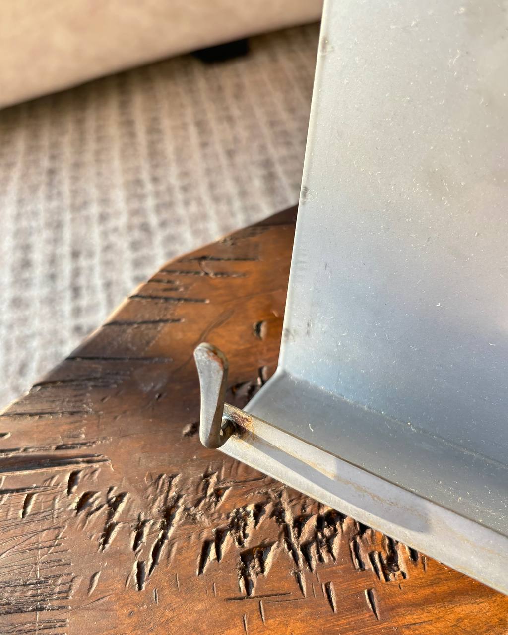 [imperfect]  Wood and Iron Recipe Book/Tablet Stand