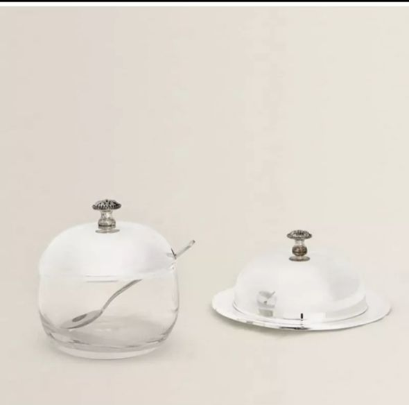 Classic butter dish