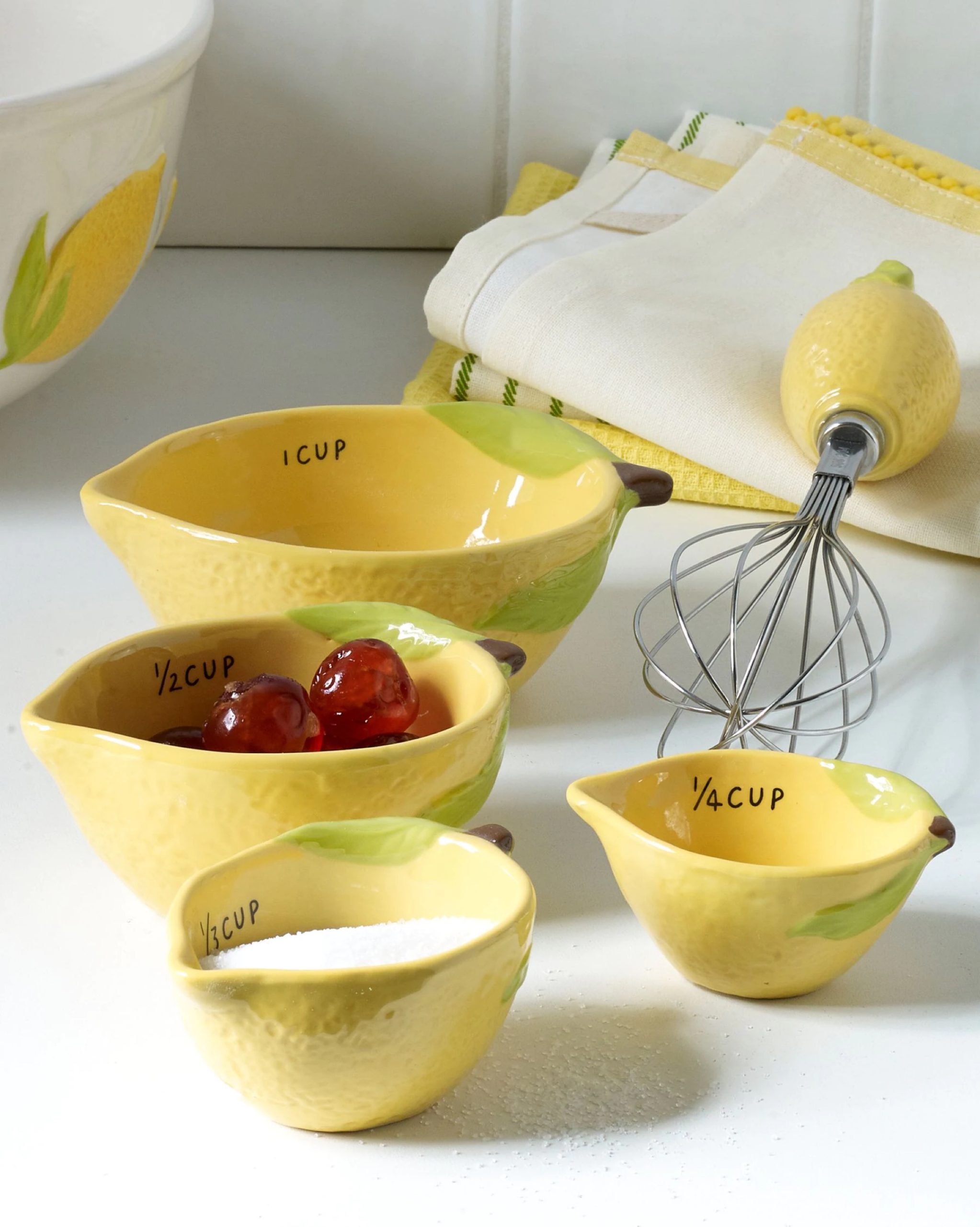 Lemon Whisk & Measuring Cups Set of 5 - Héas